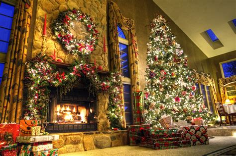 Cozy Christmas HD Wallpaper: Festive Fireplace & Tree