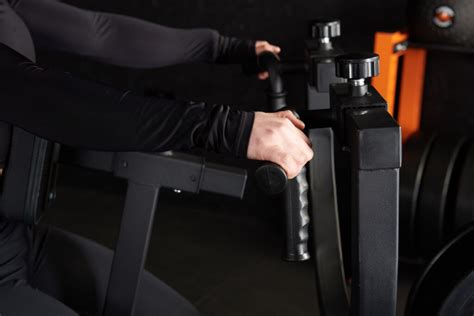 Get Bigger Lats with a Seated Row Machine | Mirafit