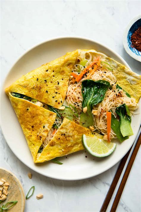 Egg-Wrapped Stir Fry Noodles | Healthy Nibbles by Lisa Lin