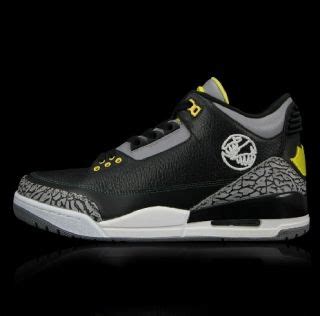 Authentic Air Jordan 3 Oregon Ducks Black | Air jordans, Nike shoes air ...