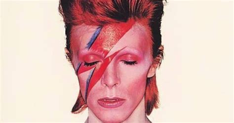 David Bowie's 'Aladdin Sane' To Be Reissued On Silver Vinyl