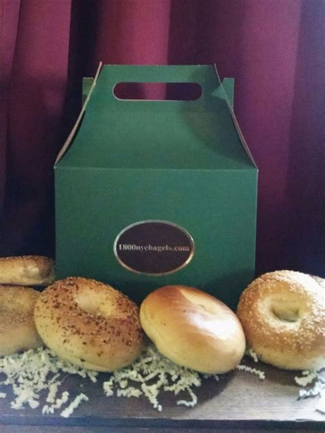 FRESH New York City Bagels Delivered Nationwide 1dozen *YOUR CHOICE *Gift BOXED | New york bagel ...