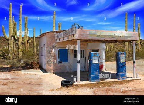 Abandoned Vintage Gas Station in Arizona Desert Stock Photo, Royalty ...