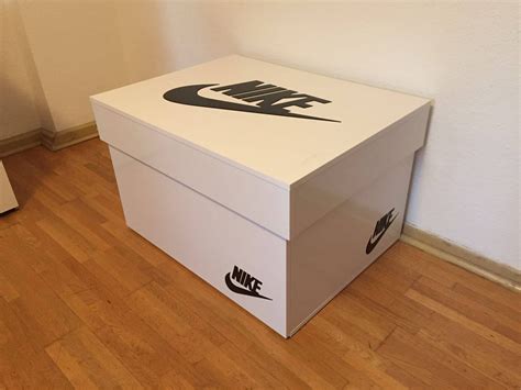 Nike shoe box design Sneakerbox