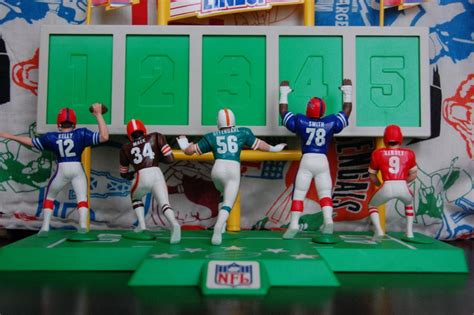 Shey Hey: Starting Lineup NFL Action Figures