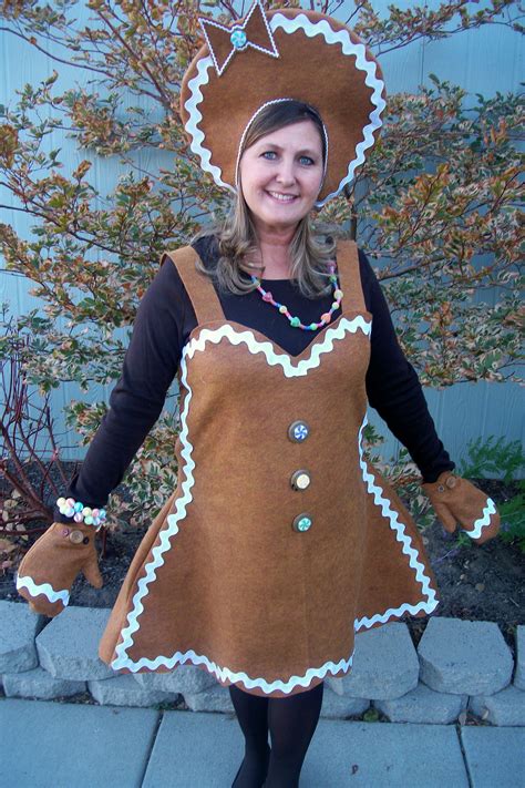 Gingerbread girl costume | Christmas costumes, Christmas dress up, Gingerbread man costumes