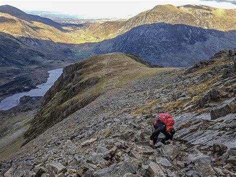 All the Walking Routes up Glyder Fawr and Glyder Fach | Mud and Routes