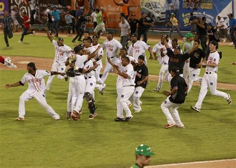 Las Estrellas vencen a los Toros y siguen firmes en el liderato del ...