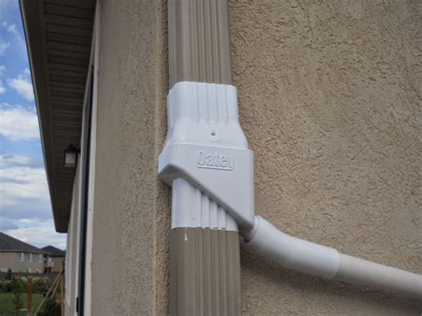 Guide for selecting the best downspout diverters for rain collection systems. | Rain collection ...