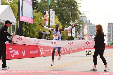 Award-winner Kiptum reflects on a fast-forward year of marathon running ...