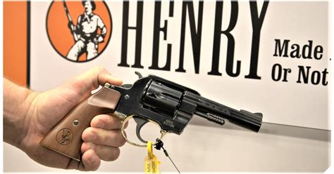 Henry Reaches for Wheelgun Fans with new Big Boy Revolvers :: Guns.com