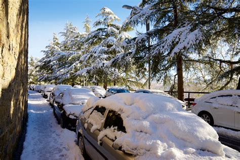 Free Stock Photo of Cars parked cars on a snowy street | Download Free Images and Free Illustrations