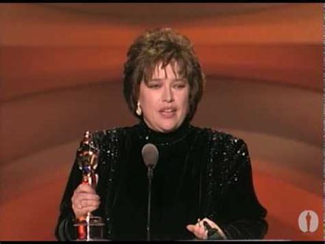 Kathy Bates Wins Best Actress: 1991 Oscars - YouTube