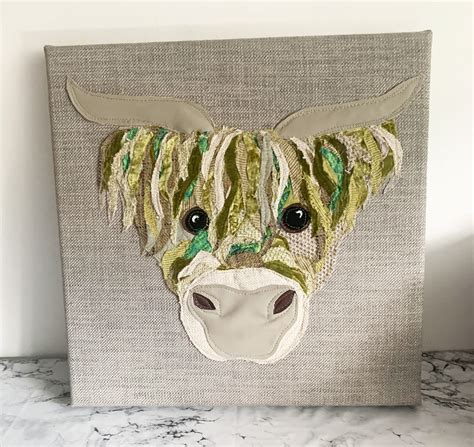 Green Highland Cow canvas – Cushy Paws