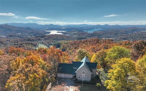 Hayesville, NC Real Estate - Hayesville Homes for Sale | realtor.com®