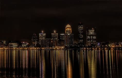 Louisville Skyline at Night, reflections | Louisville skyline ...