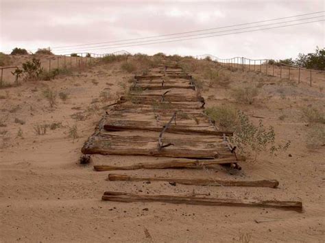 The Old Plank Road in the Imperial Sand Dunes - DesertUSA