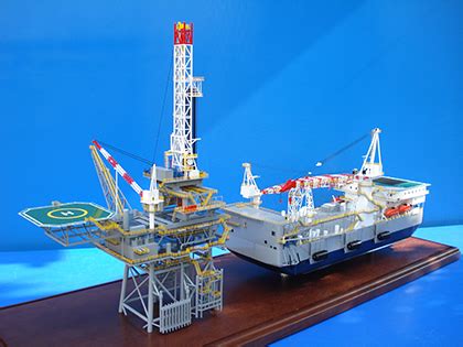 Oil Rig Model Kits – Telegraph