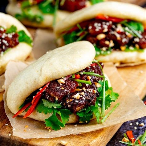 Steps to Prepare Chinese Pork Belly Sandwich