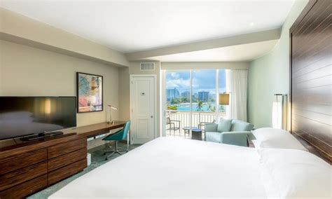 Rooms & Suites | Hilton Caribe