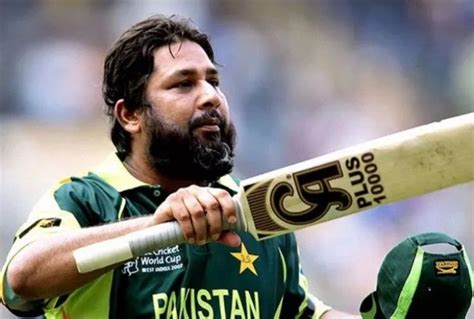 Inzamam-ul-Haq Wiki, Height, Age, Wife, Children, Family, Biography ...