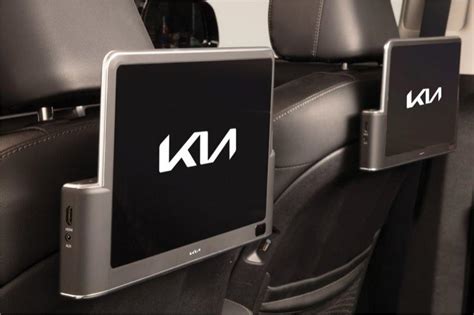 2022 Kia Carnival Rear Seat Entertainment | Kia Accessory Guide