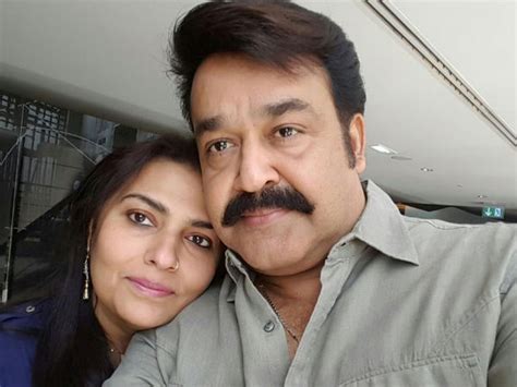 IN PICS: Mohanlal-Suchitra 28th Wedding Anniversary Special - Filmibeat