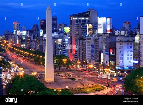 Obelisco 9 de julio hi-res stock photography and images - Alamy