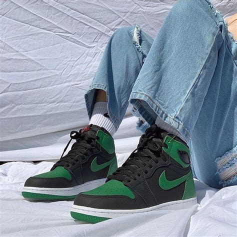 Air Jordan 1 Outfits Nike Pine Green Nike Mens Fashion Sneakers Sale