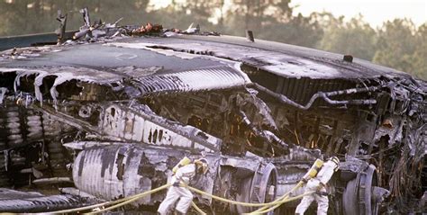 Ground fire of a Lockheed C-141A-LM Starlifter at Pope AFB: 23 killed | Bureau of Aircraft ...