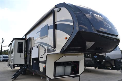 2020 Cardinal Luxury 3750BKX Fifth Wheel by Forest River On Sale (RVN14776)