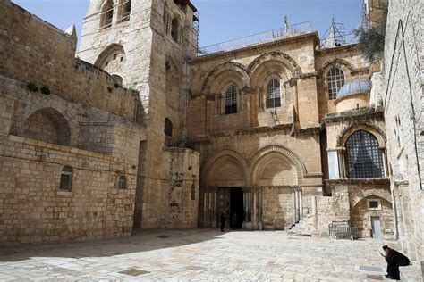 Church Of Holy Sepulchre, Cave Of The Patriarchs Shut Over Coronavirus - i24NEWS