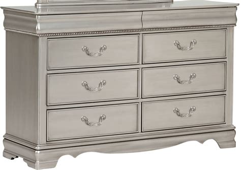 Jessica Silver Posh Silver 8 Drawers Dresser from Standard Furniture | Coleman Furniture