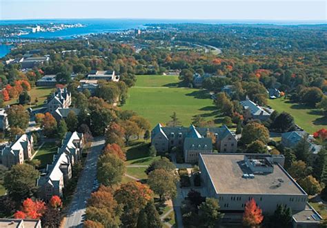 Connecticut College (StudentsReview) - College Reviews Summary, Student Opinion, Tuition ...