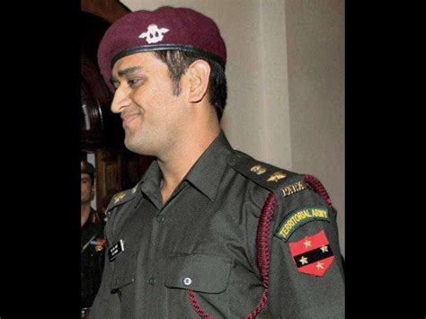 Lieutenant Colonels: Dhoni and Bindra - india - photos | Hindustan Times