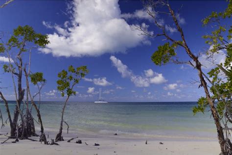 5 Best Havana Cuba Beaches - Havana Guide