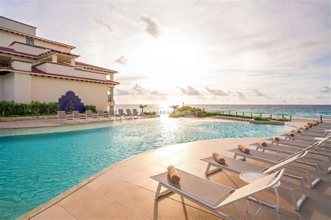 Grand Park Royal Cancun - All Inclusive in Cancun | Best Rates & Deals on Orbitz