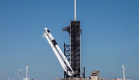 Watch Live the Historic SpaceX Crew Dragon Launch - autoevolution