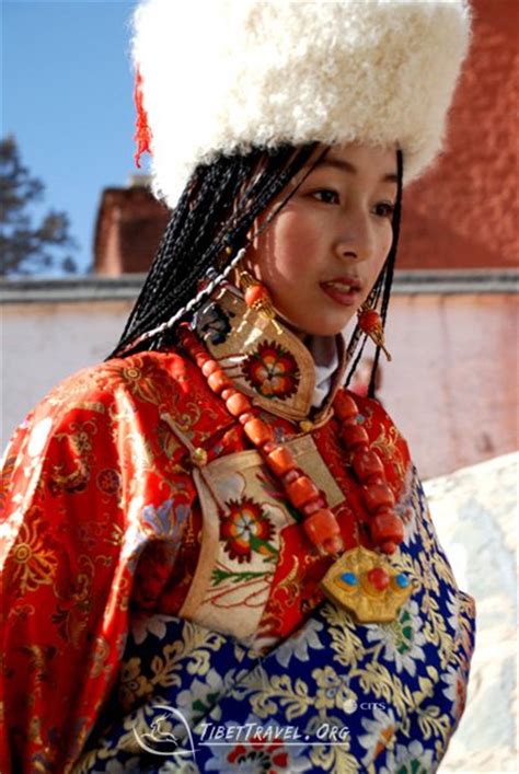 Tibetan women’s headwear