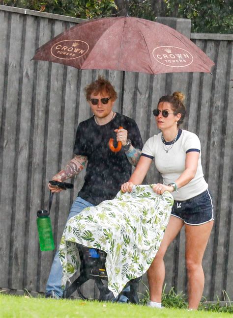 ed sheeran wife cherry seaborn Ed sheeran welcome first child with wife ...