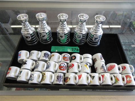 5 Stanley Cup Replica Trophies & 28 Mini Mugs