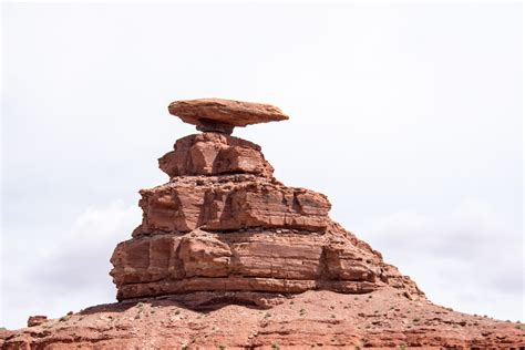 Visiting Mexican Hat Rock Formation – Utah – But First, Gift Shop