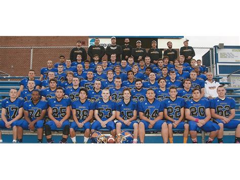 Brookfield High School Looks to Repeat in Football Title Game | Brookfield, CT Patch