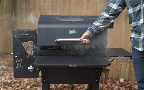 Top 5 Tips and Tricks for Pellet Grills - Barbecuebible.com