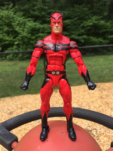 Ant-Man Marvel Legends Giant-Man Review & Photos - Marvel Toy News