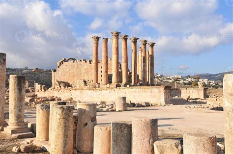 Temple of Artemis - Jerash, Jordan 16102660 Stock Photo at Vecteezy