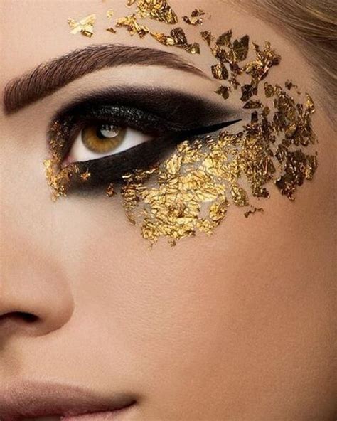 Gold leaf eyes 😱 wknd make up please 👏🏽 (📸 stayglam) | Carnival makeup, Eye makeup, Makeup