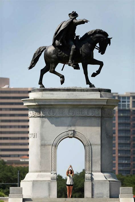 Texas group calls for removal of iconic Sam Houston statue from Hermann ...