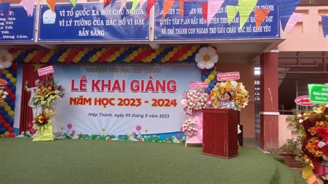 Rộn ràng ngày khai trường năm học 2023-2024 - Trường Tiểu học Hiệp Thành