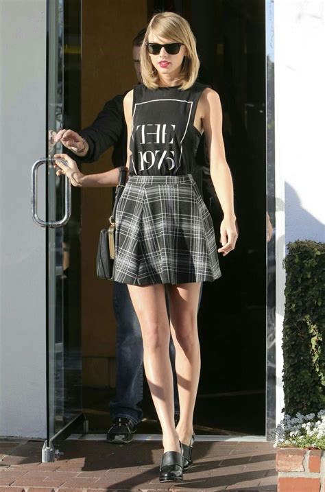 Taylor Swift outfit black | Ropa, Vestimenta de taylor swift, Ropa de moda